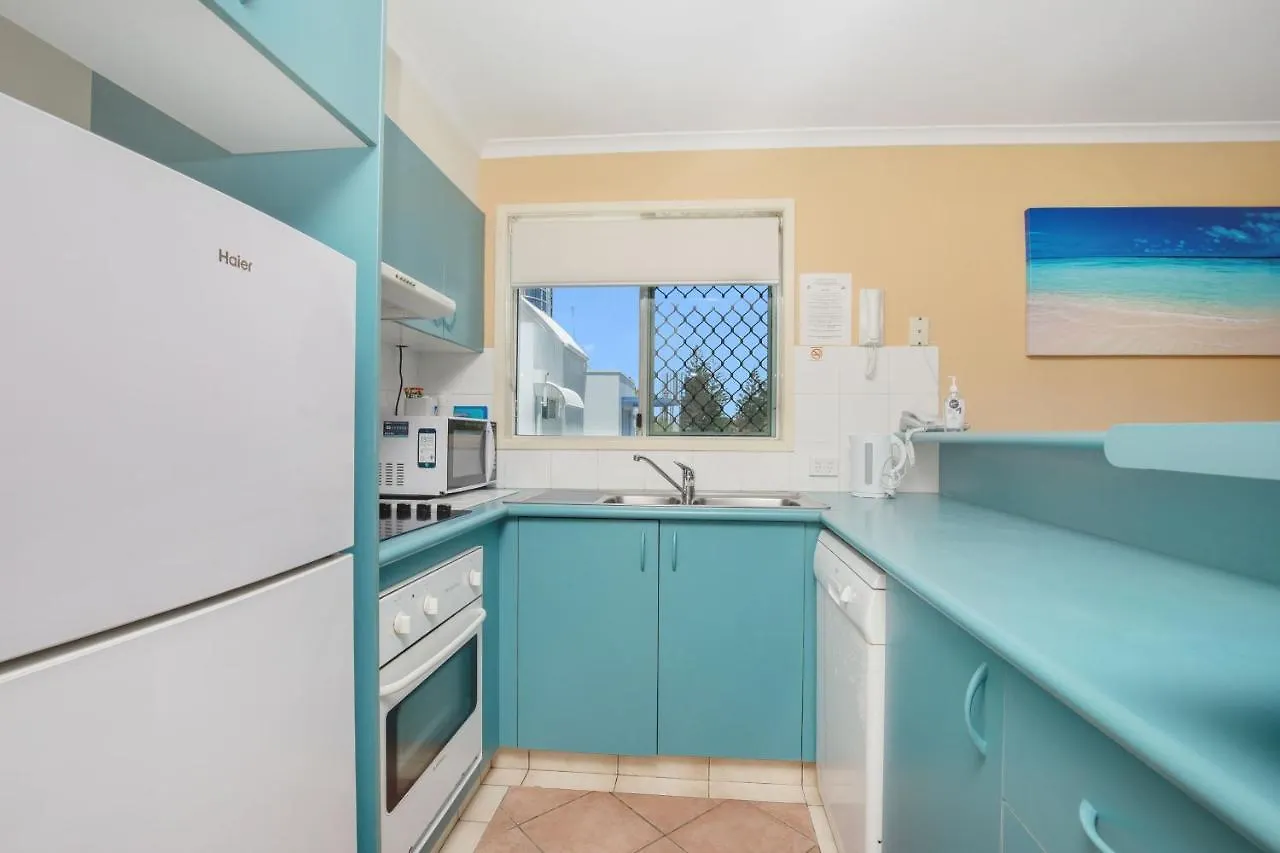 Surfers Beach Resort One Gold Coast 3*,  Australia