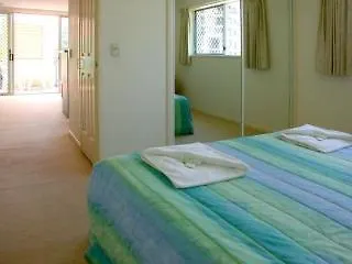 Surfers Beach Resort One Gold Coast 3*,