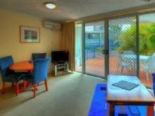 Surfers Beach Resort One Gold Coast Aparthotel